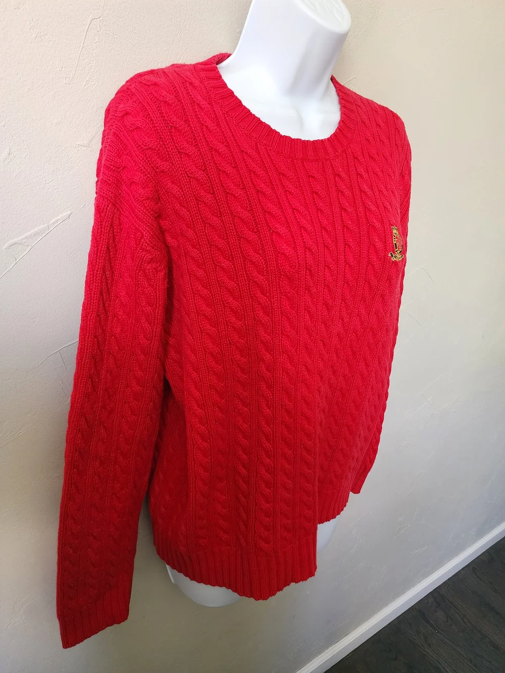 Classic Cable Knit Women's Sweater - Red Size Large - Picture 3 of 6